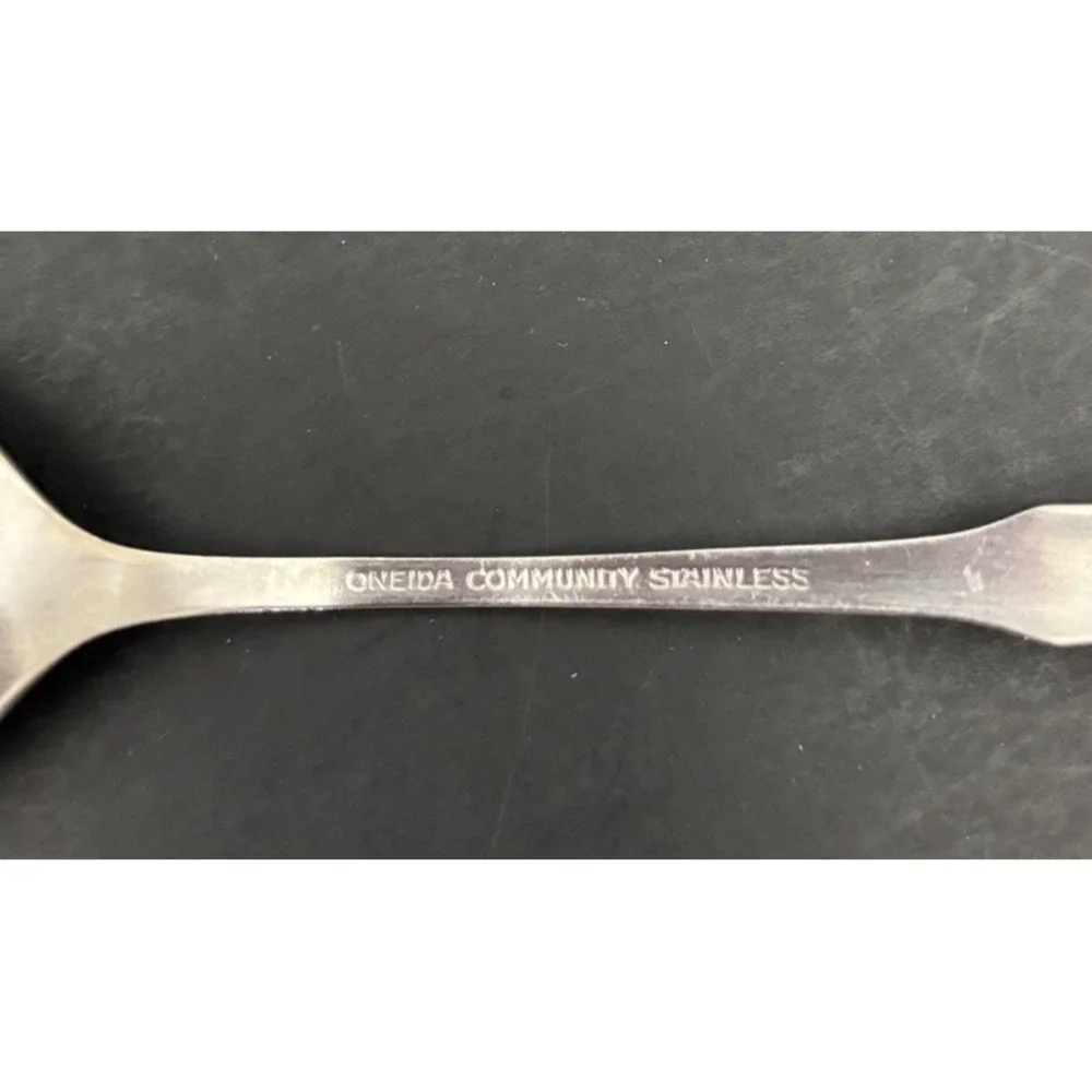 Oneida Patrick Henry 2 Tablespoons 1 Meat Fork 1 Sugar Spoon Community Stainless